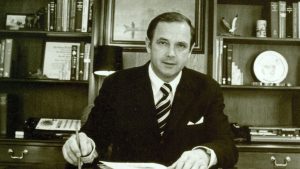 Alexander Butterfield, de man die Nixon ten val bracht met geheime tapes, is overleden