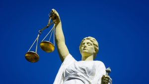 Ambtenaar riskeert celstraf na mysterieuze grondaankoop die miljoenen kostte