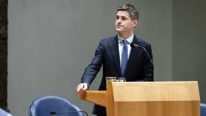 Amerikaanse wapens voor Oekraïne duiken op in Midden-Oosten: politiek in paniek