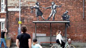 Banksy’s ware identiteit gelekt door voormalige assistent: ‘Hij wilde dat niemand het wist