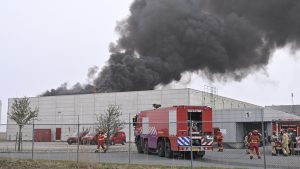 Bewoners Delfzijl geschokt: wat deze chemiepark brand werkelijk veroorzaakte