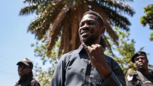Bobi Wine verlaat Uganda plots na mysterieuze ontmoeting met veiligheidsdiensten