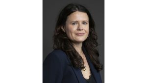 Britse parlementariër trekt zich terug nadat echtgenoot wordt verdacht van spionage