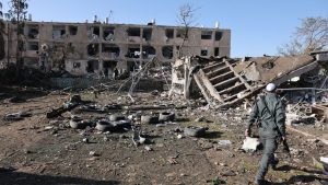 Clusterbom explodeert midden in Tel Aviv terwijl honderden gewonden vallen door Iraanse aanvallen