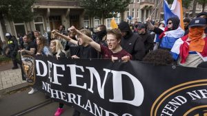 Defend-groepen groeien explosief: wat Nederlandse buurten nu meemaken zal je verbazen