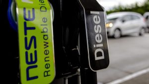 Dieselprijs breekt bijna record terwijl Midden-Oosten conflict escalatie veroorzaakt tankstationpaniek