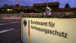 Docent verliest baan na verkeerde rechtsextremist-label: hoe één fout zijn leven verwoestte