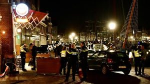 Drie jongeren opgepakt na dodelijk geweld Hoorn: wat ging er mis in deze rustige wijk?