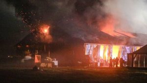 Duizend geiten sterven in vuurzee Epe: wat eigenaar nu vertelt schokt Nederland