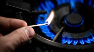 Duizenden klanten bellen energieleveranciers na mysterieuze gasprijs stijging van 40%