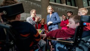 Families wachten in spanning: wat betekenen behouden zorgvilla’s voor hun kinderen werkelijk?