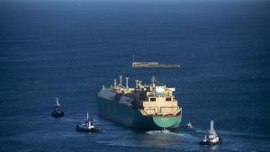 Gastankers wijzigen plotseling route: Aziatische landen bieden miljarden meer dan Europa