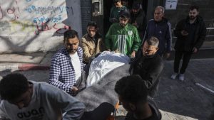 Gaza-bewoners filmen hoe Israëlische aanvallen verdubbelden terwijl Iran-conflict alle aandacht krijgt