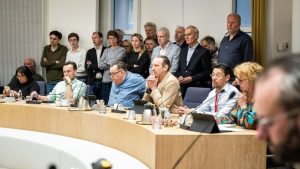 Gorinchem raad gooit handdoek in ring: nieuwe verkiezingen aangekondigd na turbulent jaar