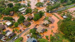 Hawaï-bewoners delen hartverscheurende verhalen terwijl overstromingen duizenden van hun huizen verdrijven