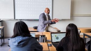 HBO-studenten kunnen straks doctortitel behalen: dit verandert er voor jou