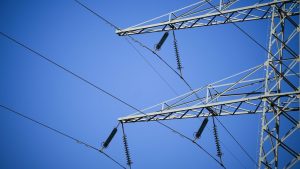 Kabinet overweegt noodmaatregelen: stroomnet dreigt dicht te gaan voor nieuwe aansluitingen