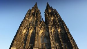 Keulen’s beroemde dom wordt plots betaald na eeuwen gratis toegang