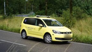 Man speelde jarenlang ambulancebroeder en agent – wat hij ermee verdiende schokt iedereen