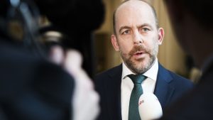 Minister smeekt gemeenten: ‘We hebben jullie nu echt nodig voor asielzoekers