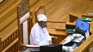 Myanmar parlement zit weer na vijf jaar, maar niemand heeft echt de macht die je verwacht