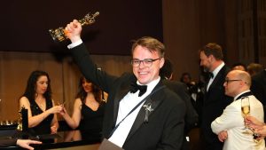 Oscar-winnaar krijgt plotseling ‘buitenlandse agent’ label van Rusland – wat dit betekent