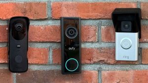 Politie ontdekt: videodeurbel eigenaren breken massaal deze cruciale bewaartermijn regel