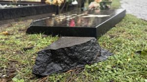 Waarom deze man toch vrijkwam na beschuldiging grafvernieling begraafplaats Westduin