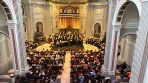 Waarom koren overal verdwijnen terwijl het koorlandschap nog nooit zo levendig was