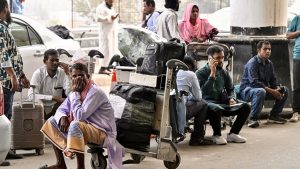 Waarom piloten nu bang zijn om bepaalde routes te vliegen door nieuwe drone-oorlogvoering