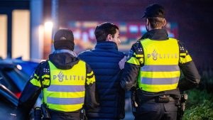 Agent gewond bij protest Loosdrecht: wat er daarna gebeurde schokte iedereen