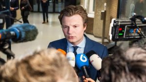 Asielwet sneuvelt onverwacht: politieke partijen spreken van ‘historische blamage