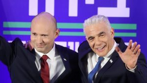 Bennett en Lapid kondigen verrassende samenwerking aan voor aankomende verkiezingen