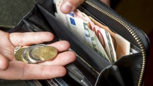 CPB waarschuwt: Nederlandse huishoudens verliezen honderden euro’s door Midden-Oosten conflict