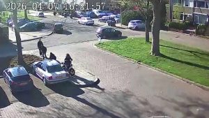 Delfzijl-bewoners eisen wapenstokken tegen jongeren: ‘We zijn het spuugzat