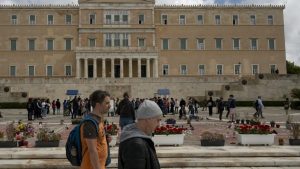 Dertien Griekse politici verliezen bescherming: wat ontdekte justitie precies?