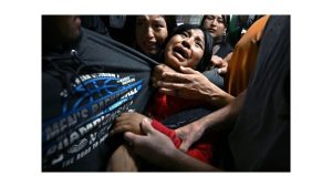 Deze hartverscheurende foto van gescheiden immigrantengezin schokte miljoenen mensen wereldwijd