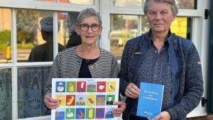 Deze Nederlandse kinderen leren lezen met ‘aai-laauw-bien’ in plaats van ‘aap-noot-mies