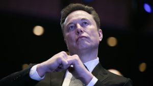 Frankrijk roept Elon Musk op het matje vanwege schokkende content die X overspoelt