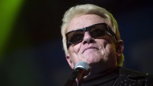 Heino vecht terug: Schlagerzanger sleept AfD voor rechter om campagnemisbruik