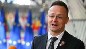 Hongaarse minister probeerde stiekem Russische oligarchen van sanctielijst te krijgen