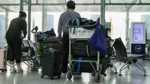 Lufthansa cabinepersoneel legt werk neer: waarom honderden reizigers gestrand zijn