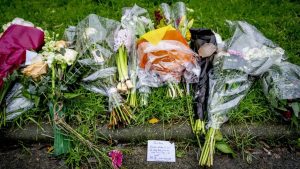 Nabestaanden confronteren dader IJsselmonde: ‘Papa stierf door jouw stemmen in je hoofd