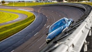 Nederland wordt eerste Europese land waar zelfrijdende Tesla’s officieel toegestaan zijn