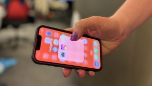 Nederlandse verzekeraar lanceert eerste polis tegen cyberpesten – wat dekt dit precies?