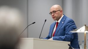 PVV keert zich tegen eigen minister: Faber’s asielwetten plots onder vuur van partijgenoten