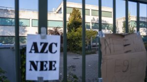 Rechter verrast iedereen: asielopvang Loosdrecht gaat gewoon door ondanks protest omwonenden