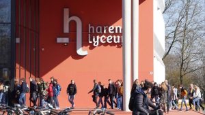 Scholieren in Haren geschokt na bedreiging met vuurwapen tijdens uitwisseling