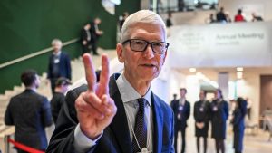 Tim Cook kondigt verrassend vertrek aan na vijftien jaar Apple-leiderschap