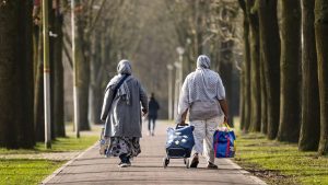 Waarom ambtenaren in Den Haag heimelijk twijfelen aan hun eigen migratieplannen